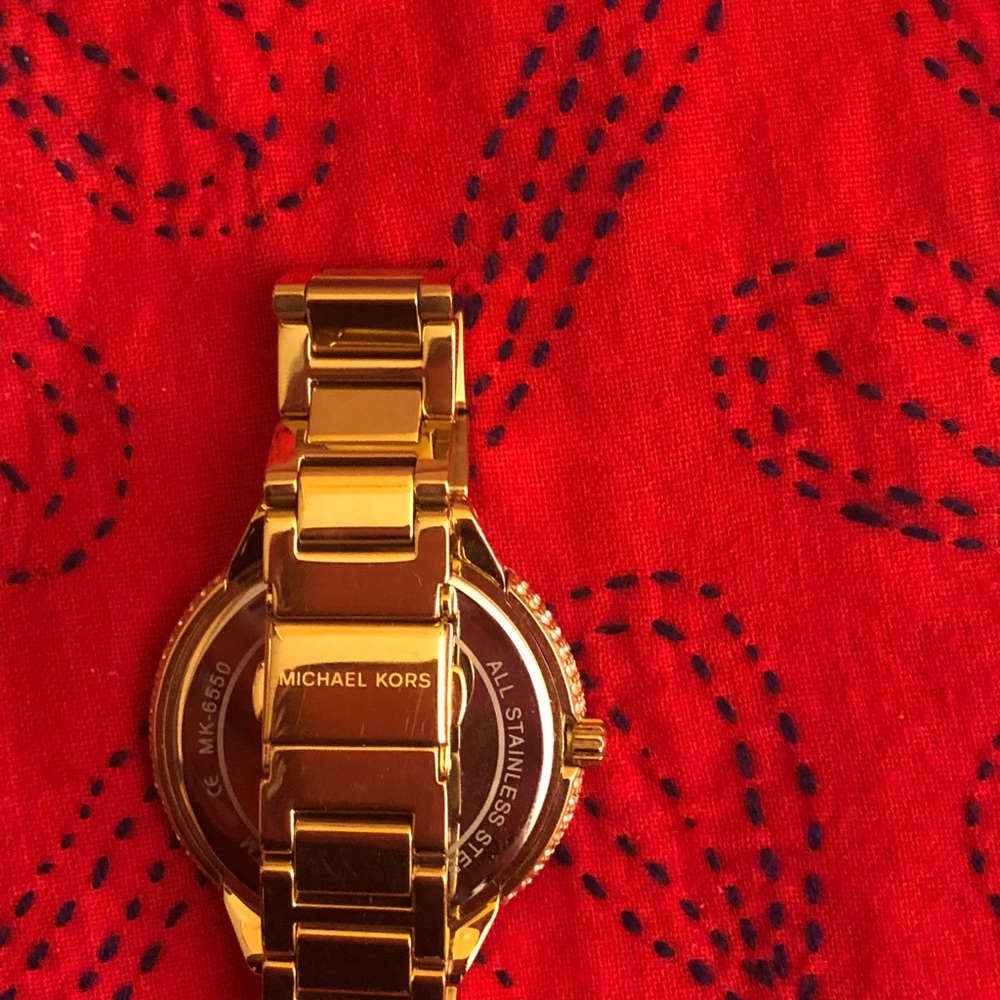 Mk Watch - image 3